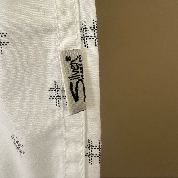 NWT White  Short Sleeve Button Shirt Boys Youth Large  Silver Jeans Tic Tac Toe - Picture 4 of 9